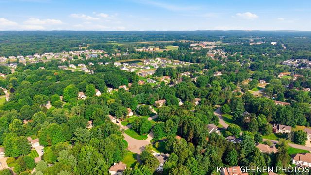 3000 Foxboro Lane, Park Twp, MI 49424