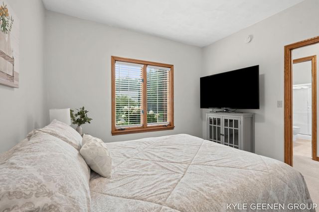 3000 Foxboro Lane, Park Twp, MI 49424