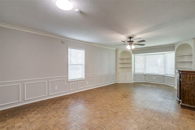 1706 Larkspur Drive, Arlington, TX 76013