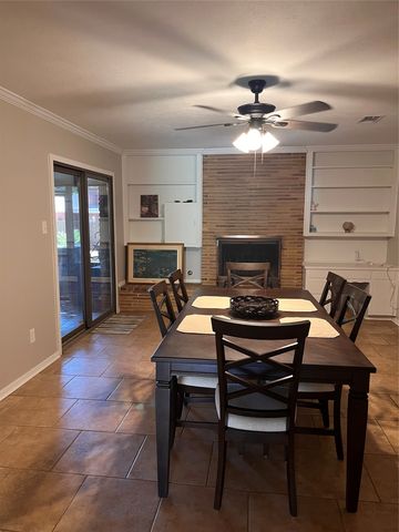 1706 Larkspur Drive, Arlington, TX 76013