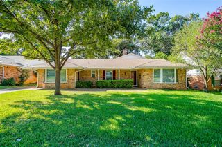 1706 Larkspur Drive, Arlington, TX 76013