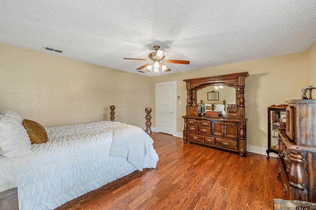 15198 E FM 16, Winona, TX 75792