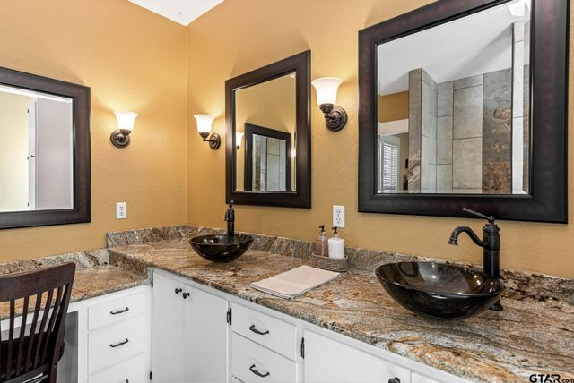 15198 E FM 16, Winona, TX 75792