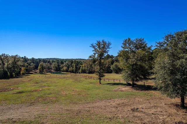 15198 E FM 16, Winona, TX 75792