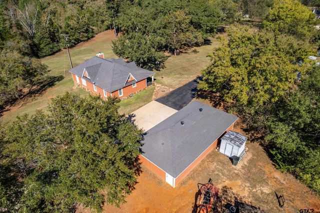 15198 E FM 16, Winona, TX 75792