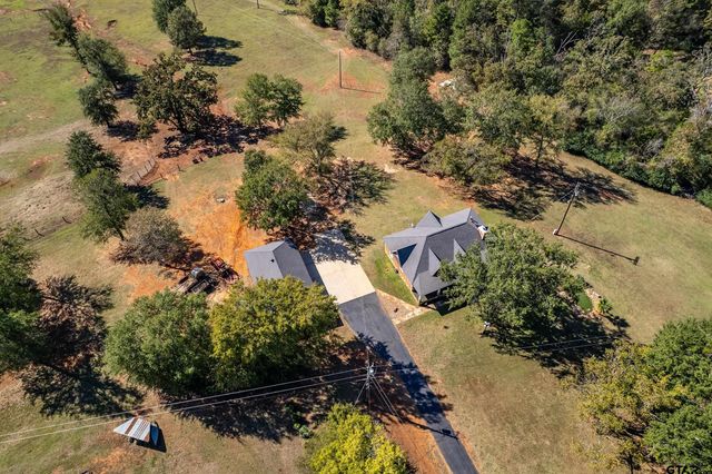 15198 E FM 16, Winona, TX 75792