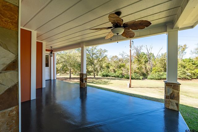 15198 E FM 16, Winona, TX 75792