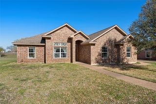 516 Celeste Drive, Robinson, TX 76706