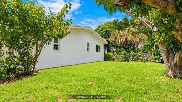 213 Florida Avenue, Coral Gables, FL 33133