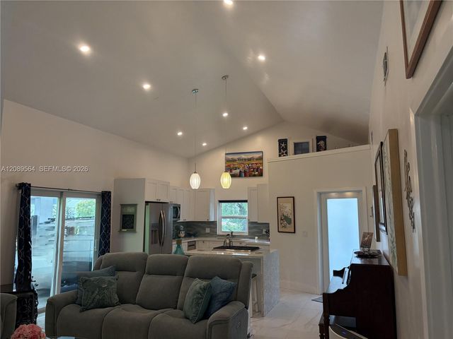 213 Florida Avenue, Coral Gables, FL 33133