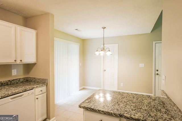 6670 South Avenue, Union City, GA 30291