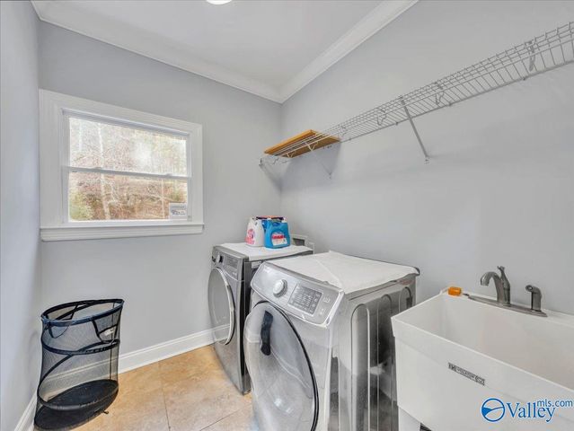 3034 Woodvue Road, Guntersville, AL 35976