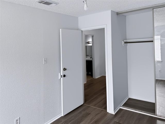 7083 Greenway Chase Street, Houston, TX 77072