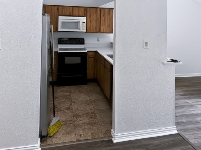 7083 Greenway Chase Street, Houston, TX 77072