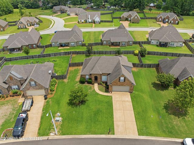 4208 Bramble Crest Drive, Southaven, MS 38672