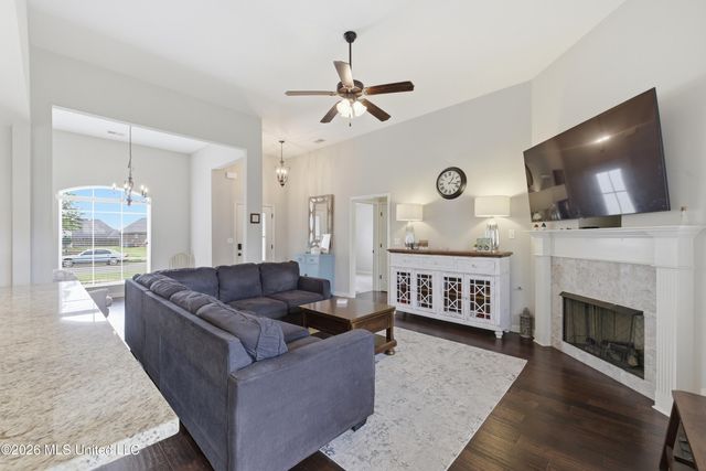 4208 Bramble Crest Drive, Southaven, MS 38672