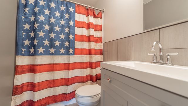 10611 Baker Place, Crown Point, IN 46307