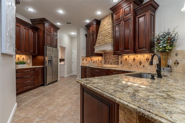 3829 SPRUCE PINE DRIVE, Valrico, FL 33596