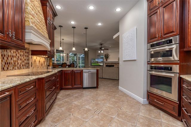 3829 SPRUCE PINE DRIVE, Valrico, FL 33596
