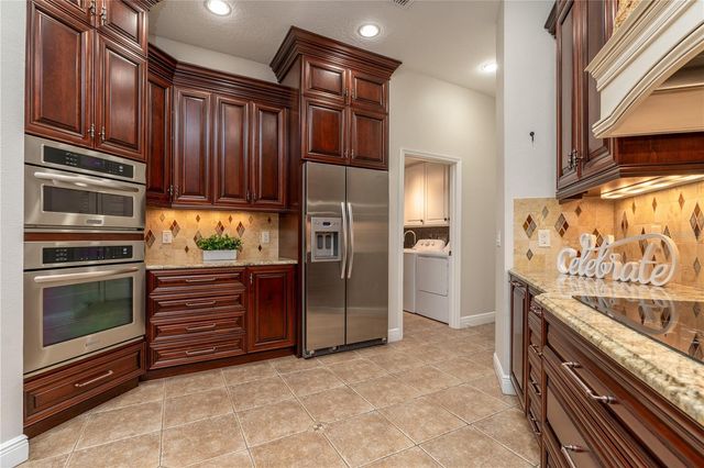 3829 SPRUCE PINE DRIVE, Valrico, FL 33596