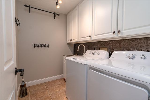 3829 SPRUCE PINE DRIVE, Valrico, FL 33596