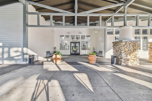 3829 SPRUCE PINE DRIVE, Valrico, FL 33596