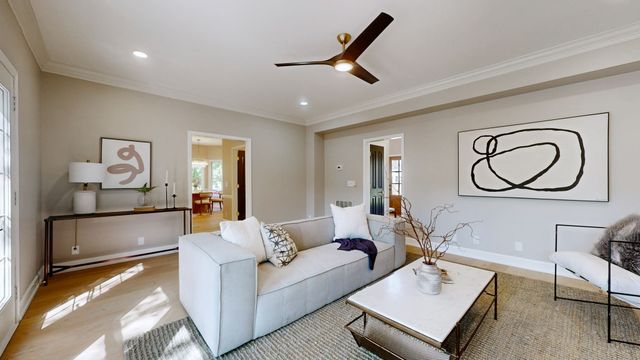 413 Chelsey Cv, Franklin, TN 37064