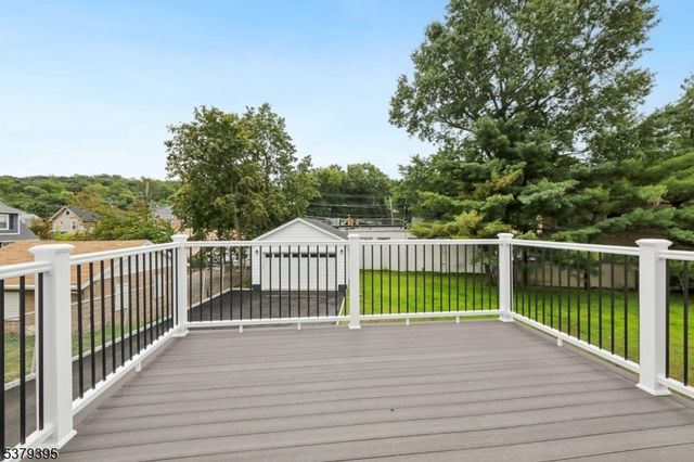 76 Elm Rd, Caldwell Boro Twp., NJ 07006