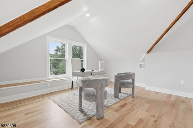 76 Elm Rd, Caldwell Boro Twp., NJ 07006