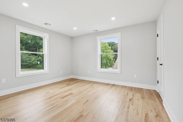 76 Elm Rd, Caldwell Boro Twp., NJ 07006