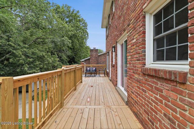 6924 Norlynn Dr, Louisville, KY 40228
