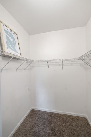 17036 Pond Cir, Bon Aqua, TN 37025