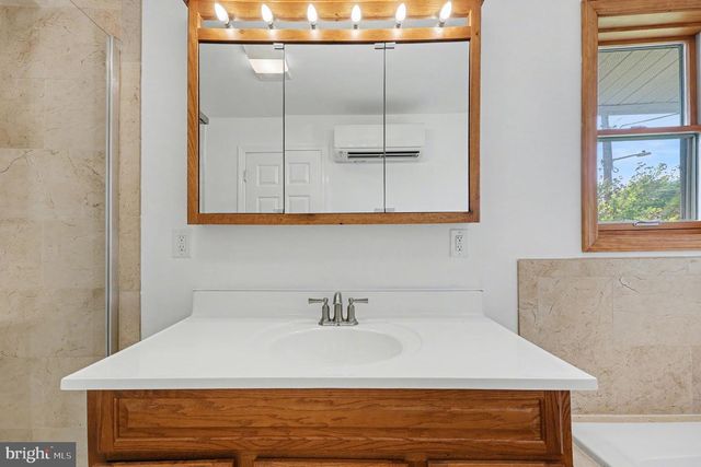 4504 20TH ST NE, Washington, DC 20018
