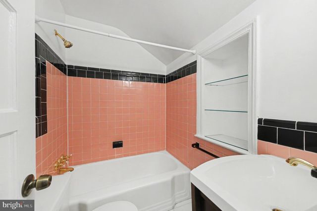 4504 20TH ST NE, Washington, DC 20018