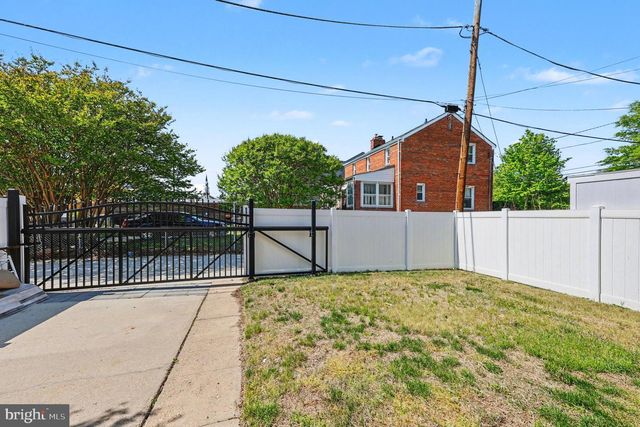 4504 20TH ST NE, Washington, DC 20018