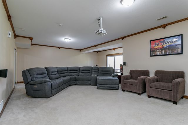 207 CARIBOU DR, Columbia, MO 65202