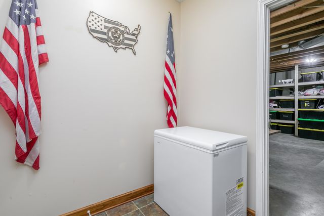 207 CARIBOU DR, Columbia, MO 65202