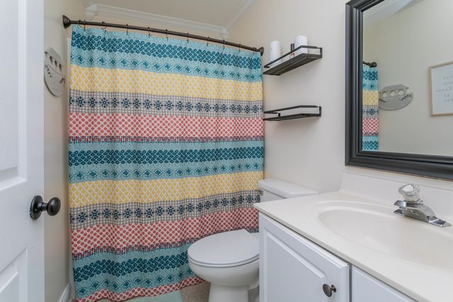 207 CARIBOU DR, Columbia, MO 65202