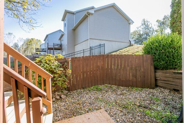 207 CARIBOU DR, Columbia, MO 65202