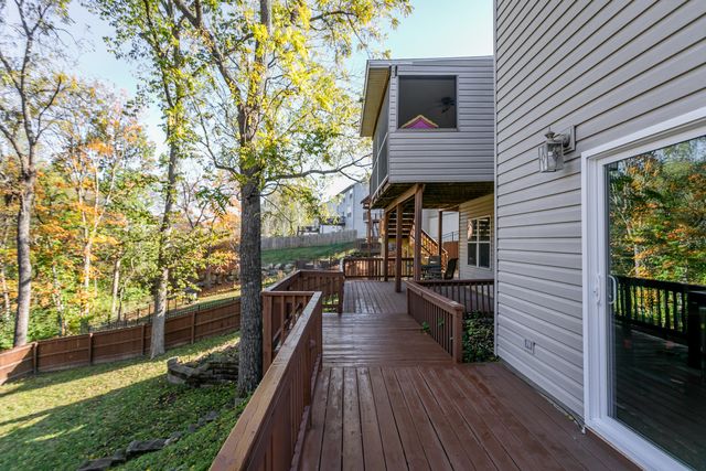 207 CARIBOU DR, Columbia, MO 65202