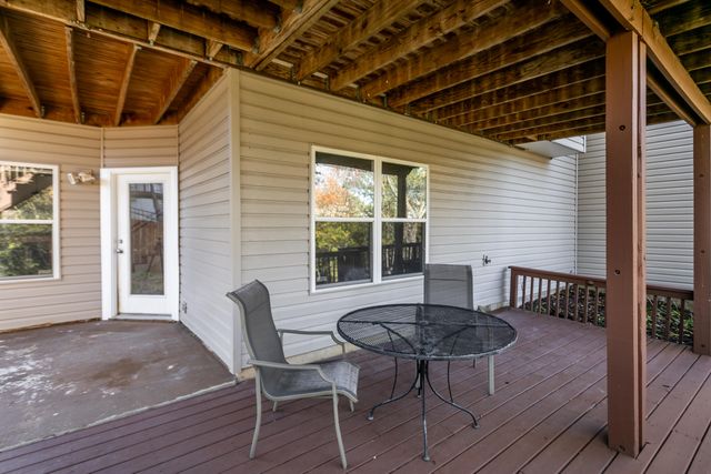 207 CARIBOU DR, Columbia, MO 65202