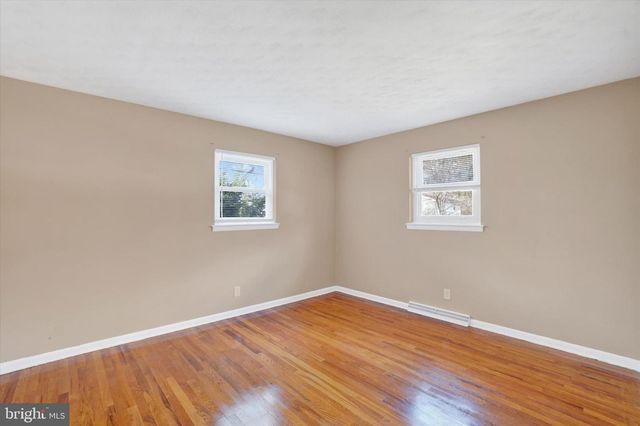 2710 WHITNEY DR, York, PA 17402