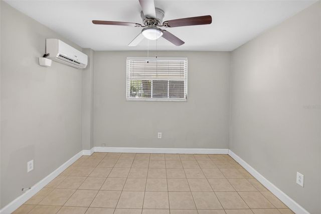 3301 W WOODLAWN AVENUE 2, Tampa, FL 33607
