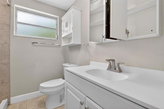 3301 W WOODLAWN AVENUE 2, Tampa, FL 33607