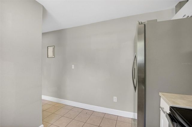 3301 W WOODLAWN AVENUE 2, Tampa, FL 33607