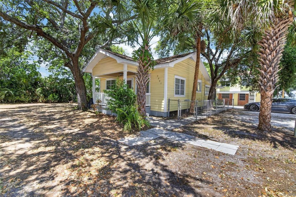 3301 W WOODLAWN AVENUE 2, Tampa, FL 33607
