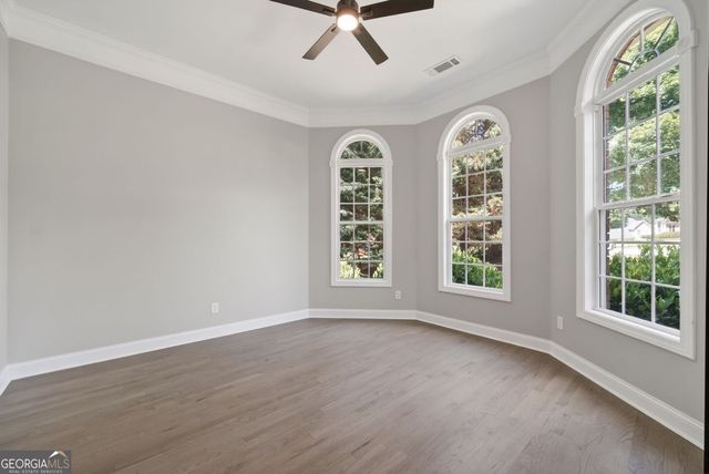 1641 White Oak Cove, Loganville, GA 30052