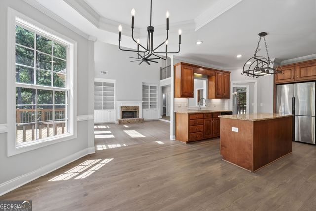 1641 White Oak Cove, Loganville, GA 30052
