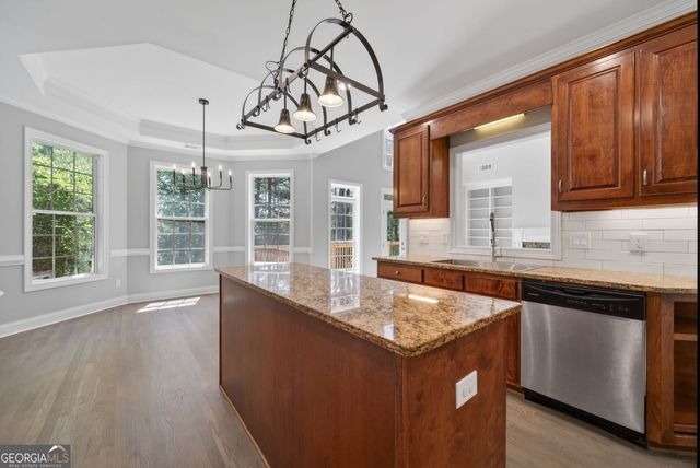 1641 White Oak Cove, Loganville, GA 30052