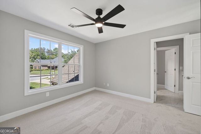 1641 White Oak Cove, Loganville, GA 30052